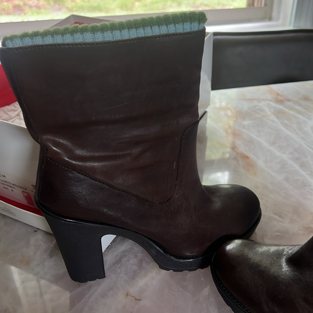 Vintage Coach 90s Leather Boots - Picture 2 of 7